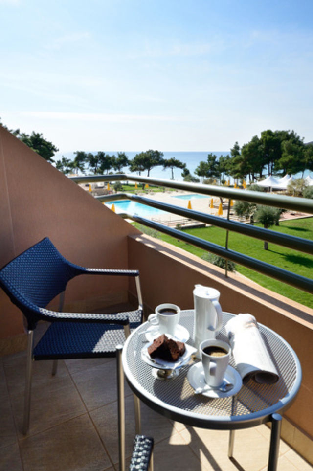 Royal Paradise Beach Resort & Spa - camer dubl superioar cu vedere la mare